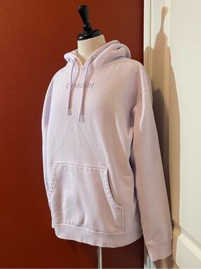 Glossier x Olivia Rodrigo Women’s Limited Edition Lavender Sweatshirt Hoodie